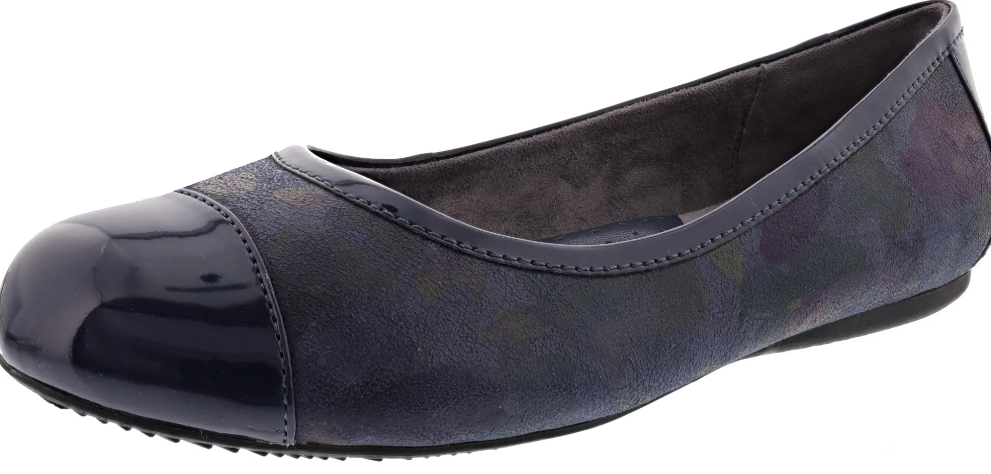 Softwalk Women's Napa Narrow Width Slip On Ballerina Flats